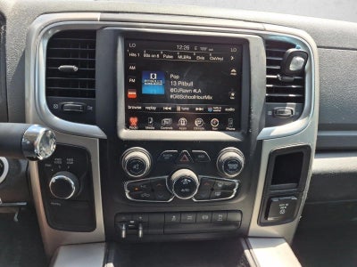 2017 RAM 3500 Big Horn 4x4 Crew Cab 8' Box