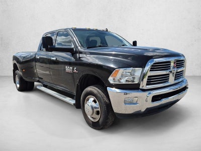 2017 RAM 3500 Big Horn 4x4 Crew Cab 8' Box