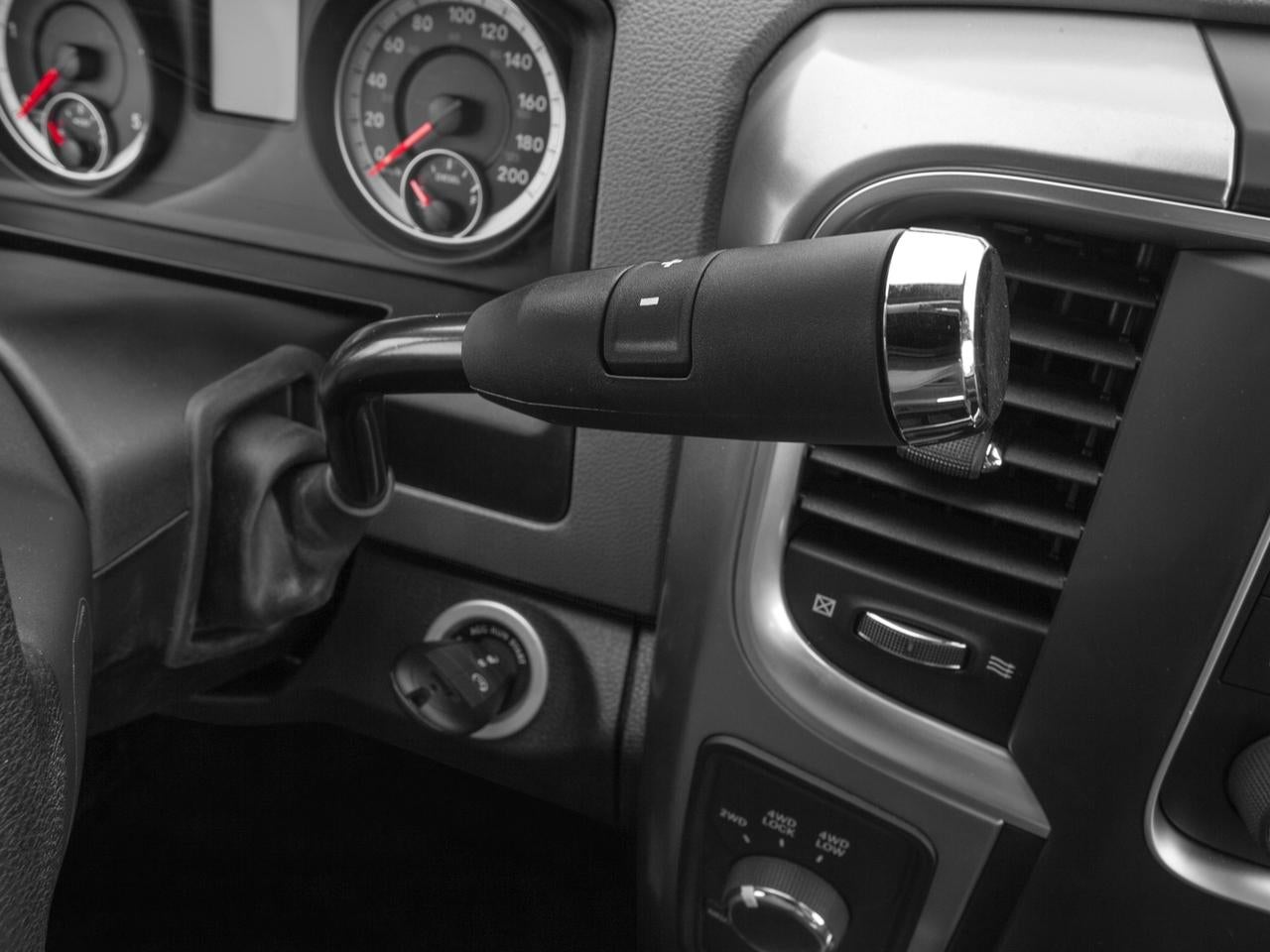 2017 RAM 3500 Big Horn 4x4 Crew Cab 8' Box