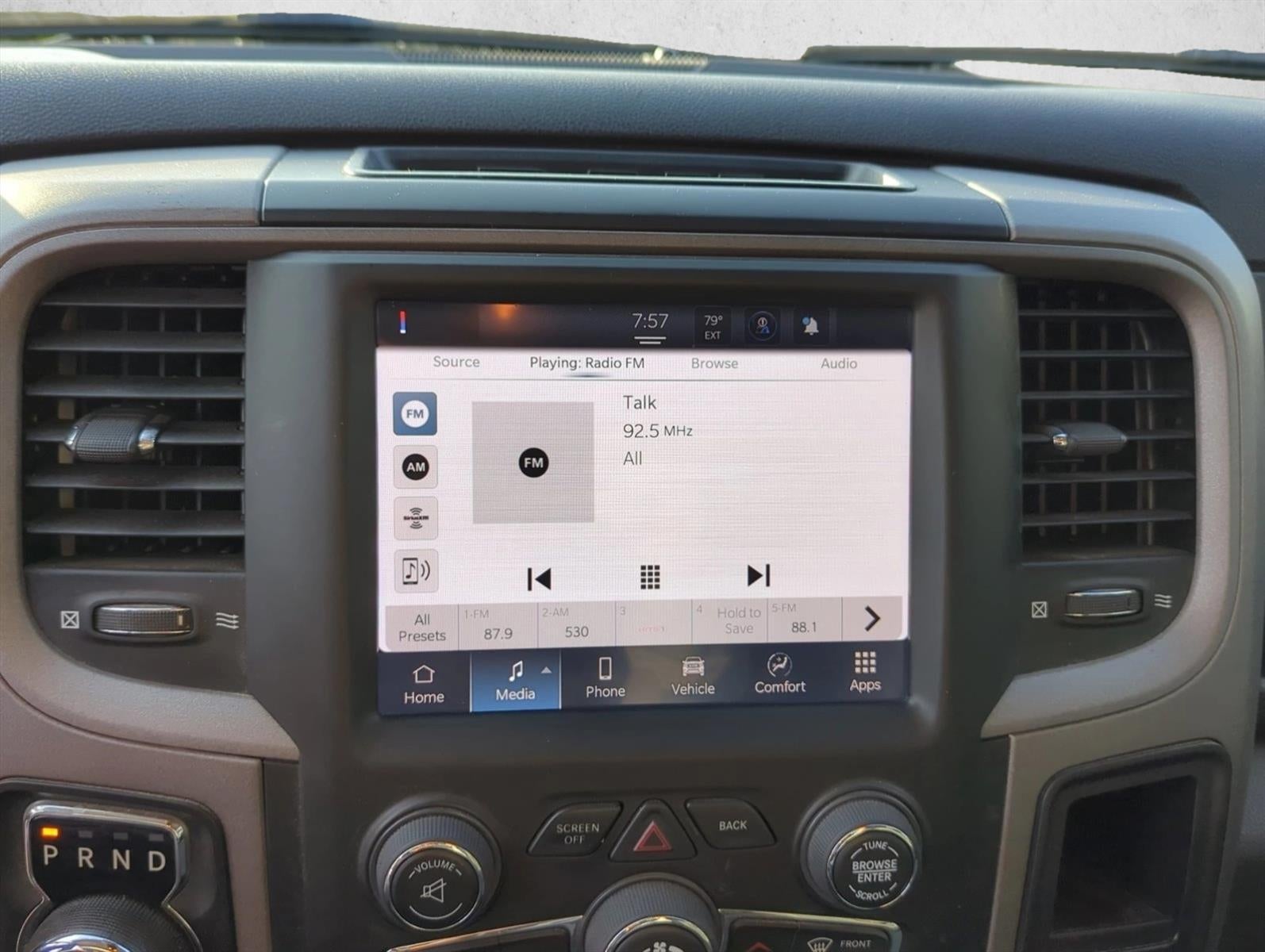 2022 RAM 1500 Classic Tradesman 4x4 Reg Cab 6'4" Box