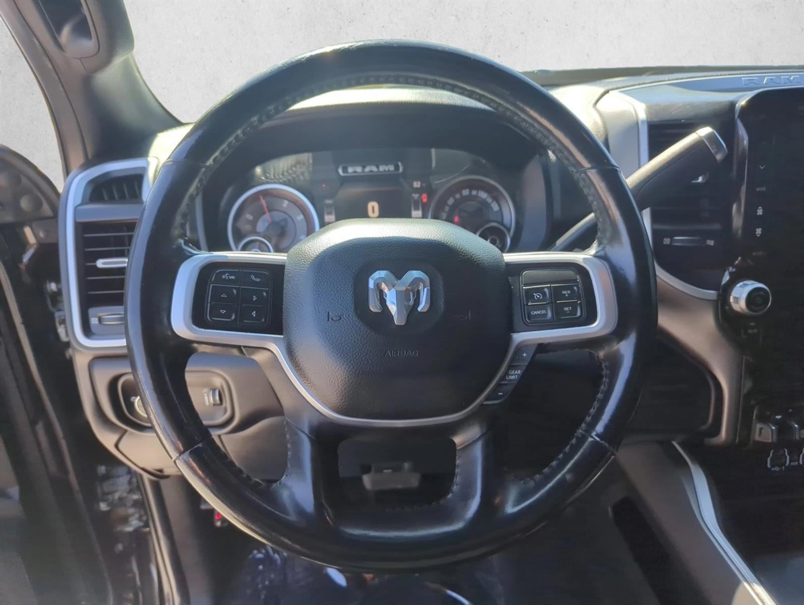 2022 RAM 2500 Big Horn 4x4 Crew Cab 6'4" Box
