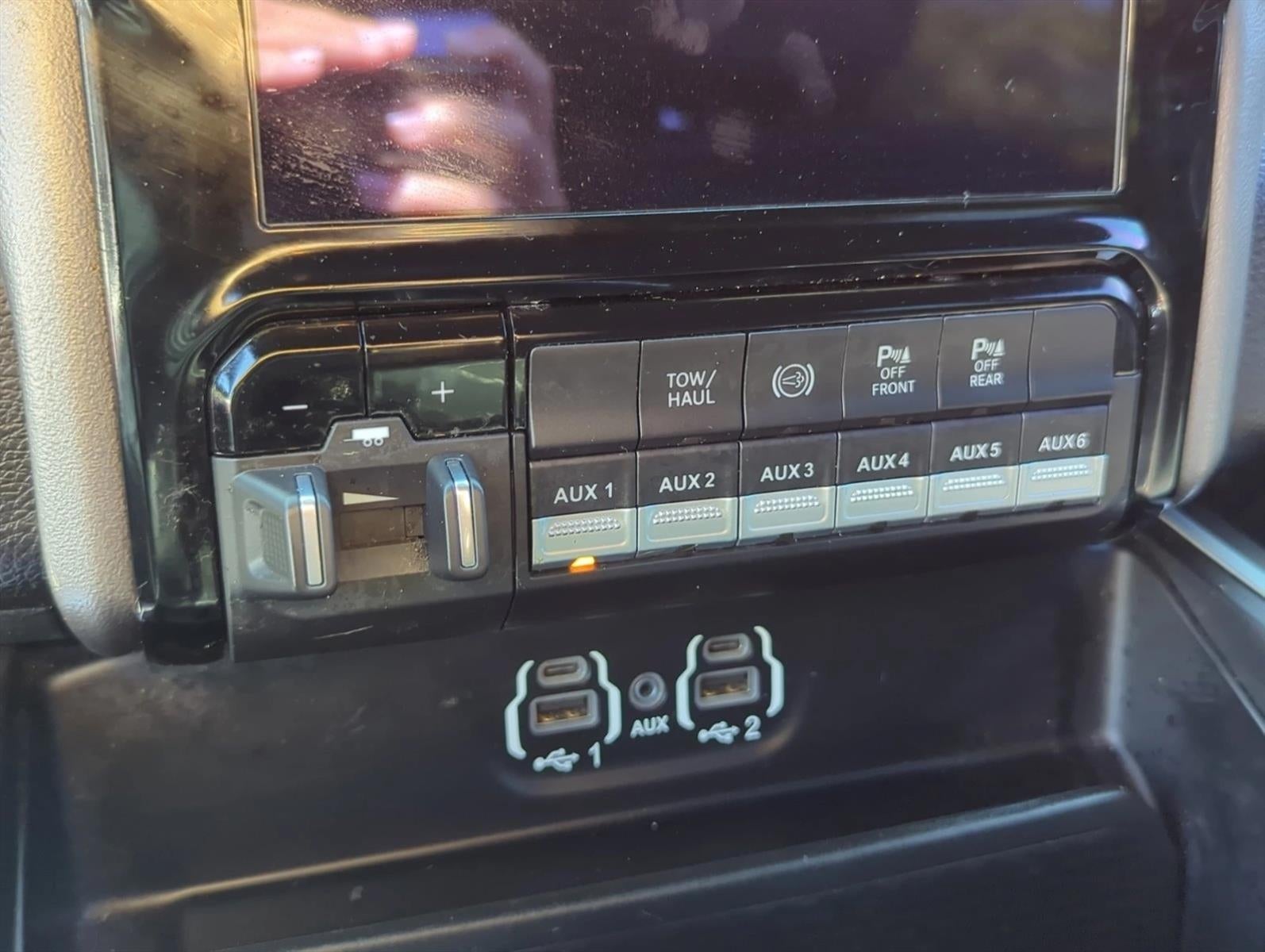 2022 RAM 2500 Big Horn 4x4 Crew Cab 6'4" Box