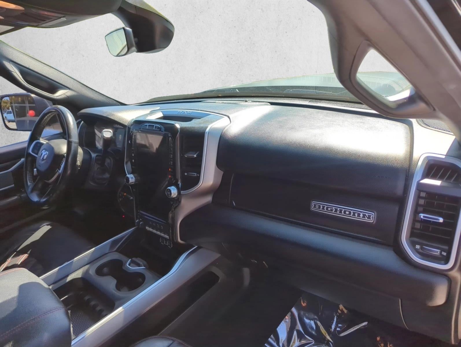 2022 RAM 2500 Big Horn 4x4 Crew Cab 6'4" Box