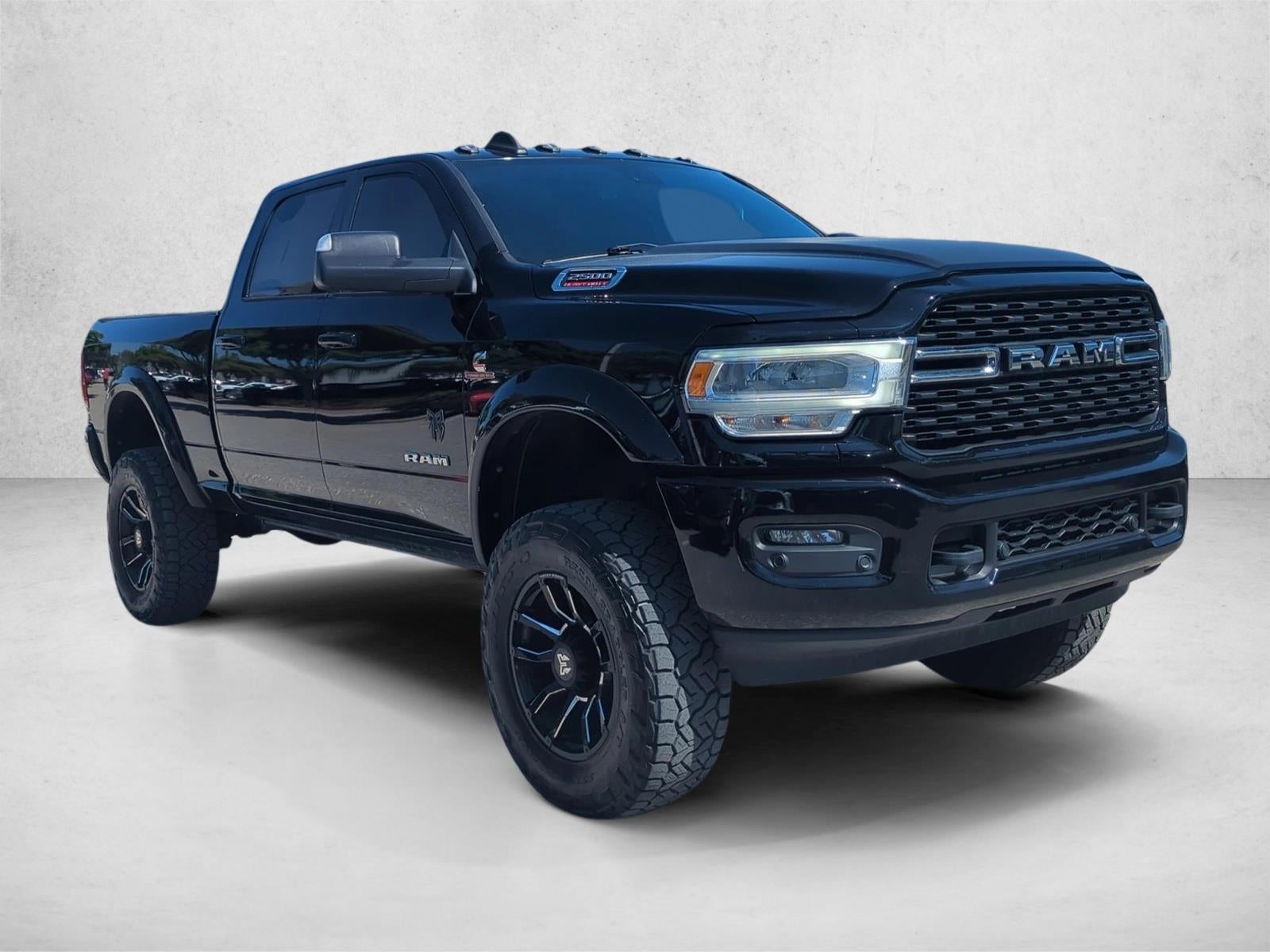 2022 RAM 2500 Big Horn 4x4 Crew Cab 6'4" Box