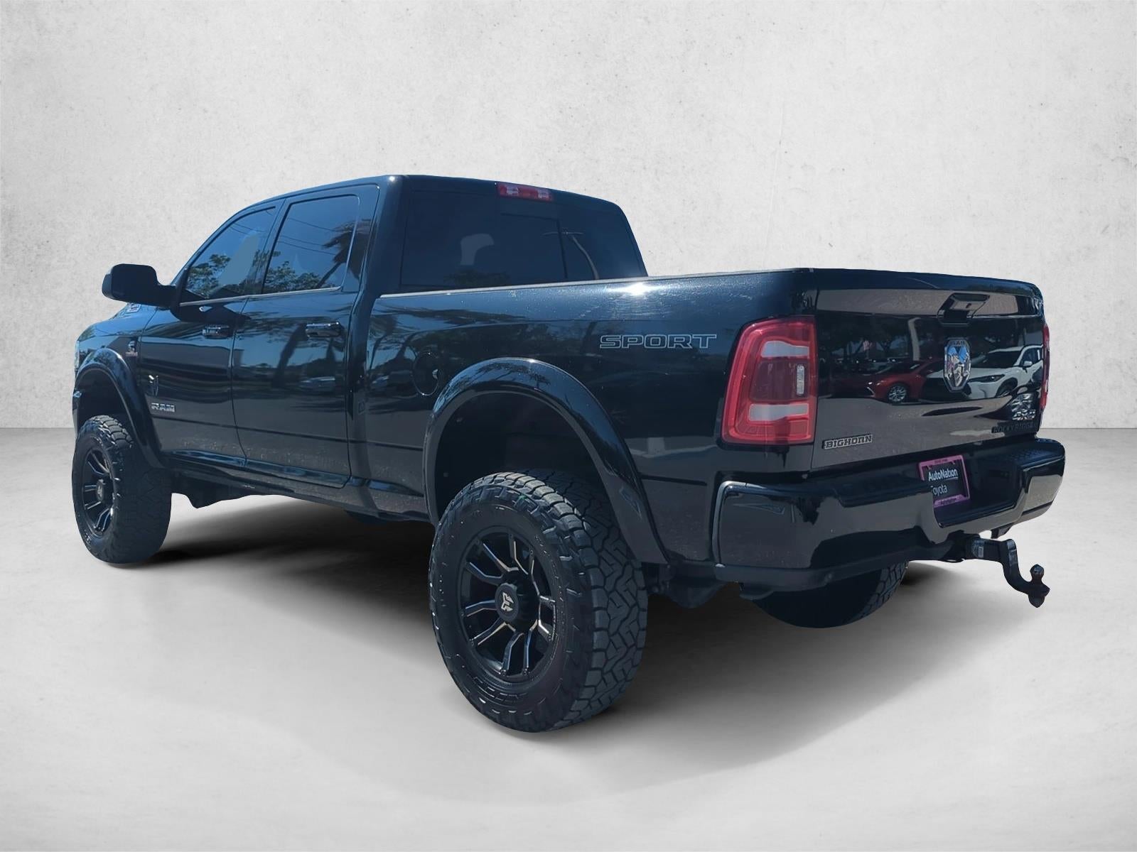 2022 RAM 2500 Big Horn 4x4 Crew Cab 6'4" Box
