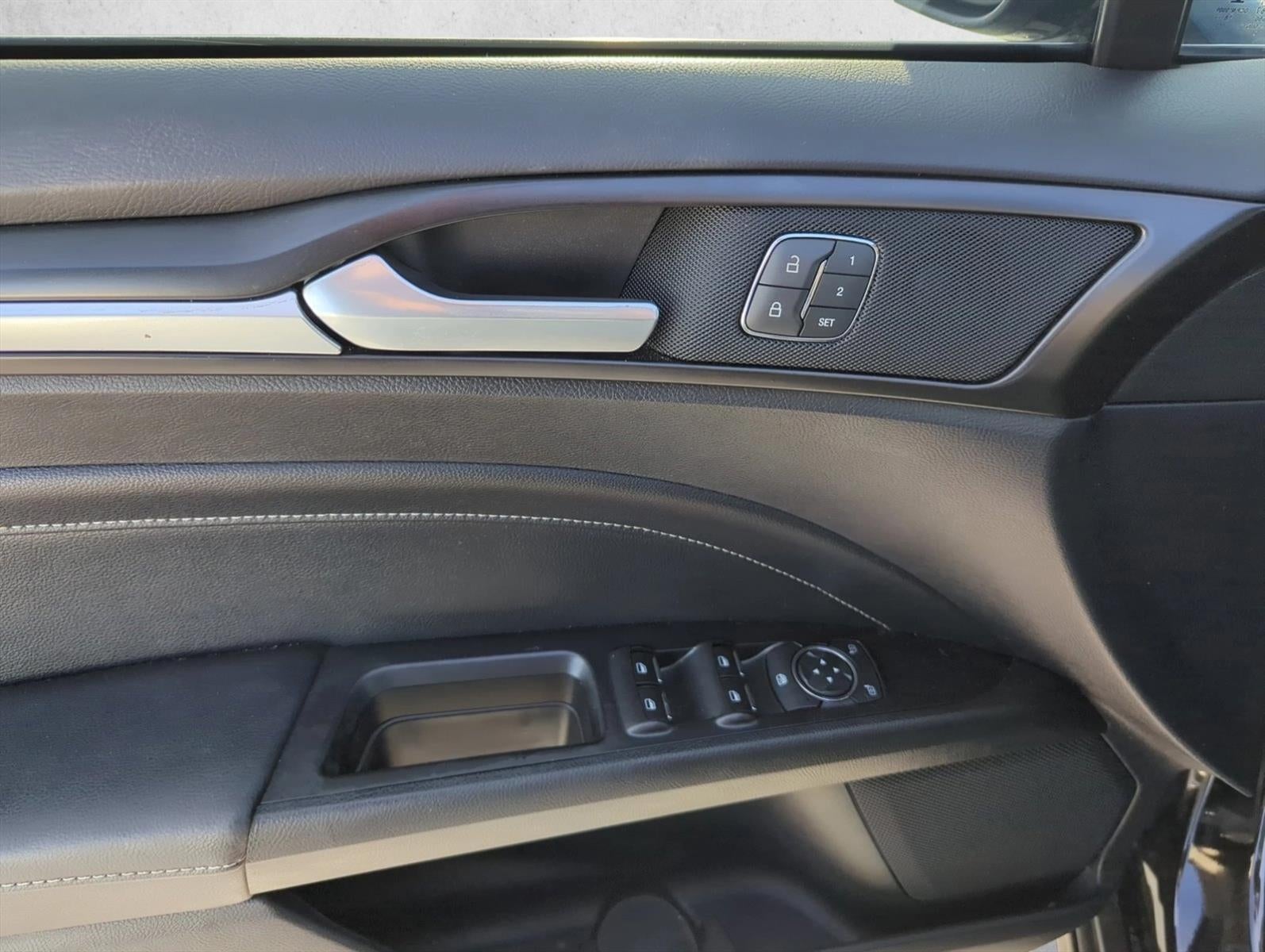 2019 Ford Fusion Titanium FWD