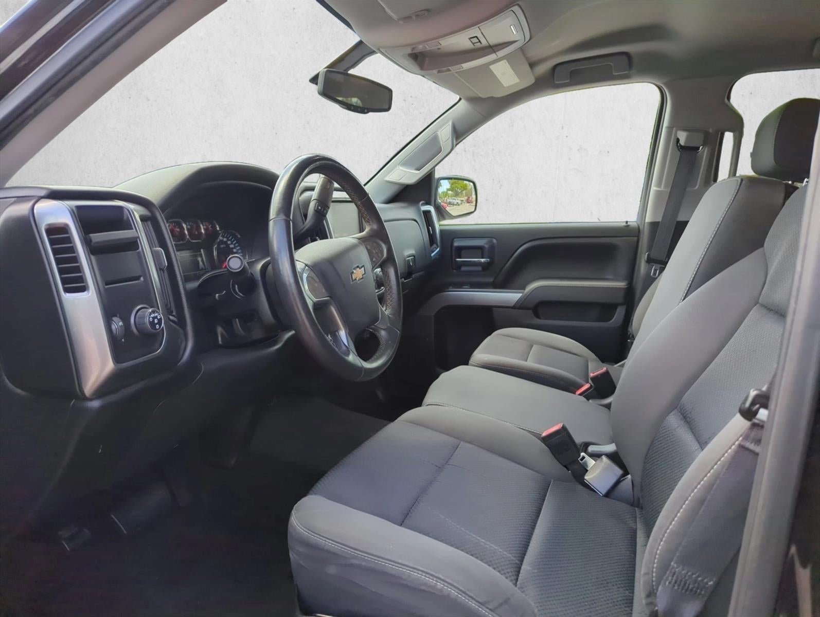 2015 Chevrolet Silverado 1500 Crew Cab Short Box 2-Wheel Drive LT