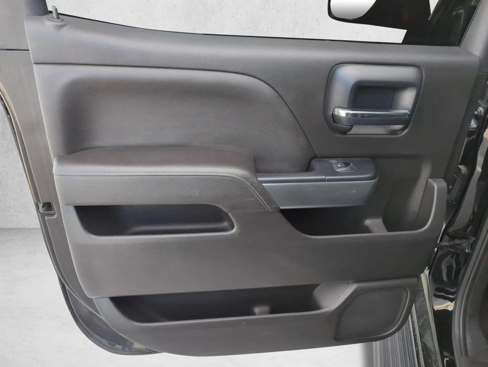 2018 Chevrolet Silverado 1500 Crew Cab Short Box 2-Wheel Drive LT