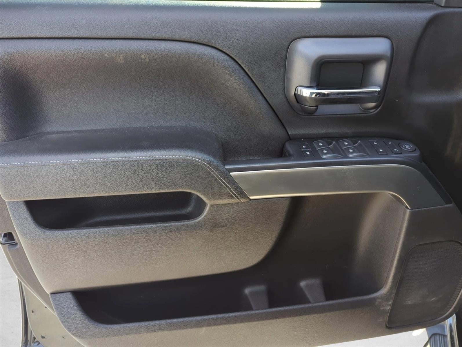 2018 Chevrolet Silverado 1500 Crew Cab Short Box 2-Wheel Drive LT