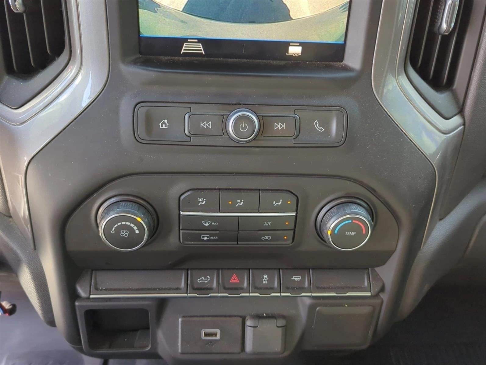 2020 Chevrolet Silverado 1500 Crew Cab Short Box 2-Wheel Drive Custom