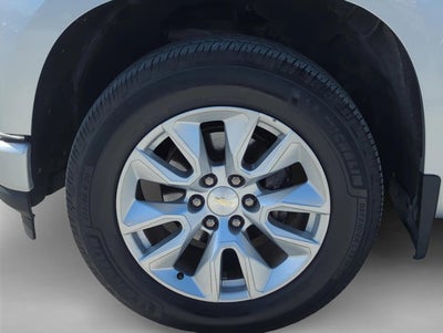 2020 Chevrolet Silverado 1500 Crew Cab Short Box 2-Wheel Drive Custom