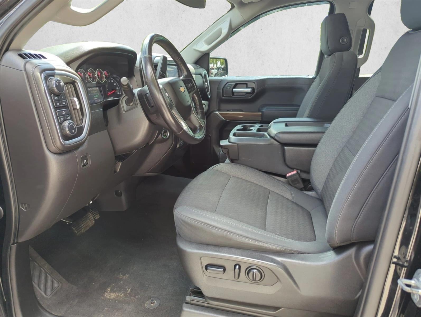 2020 Chevrolet Silverado 1500 Crew Cab Short Box 4-Wheel Drive LT