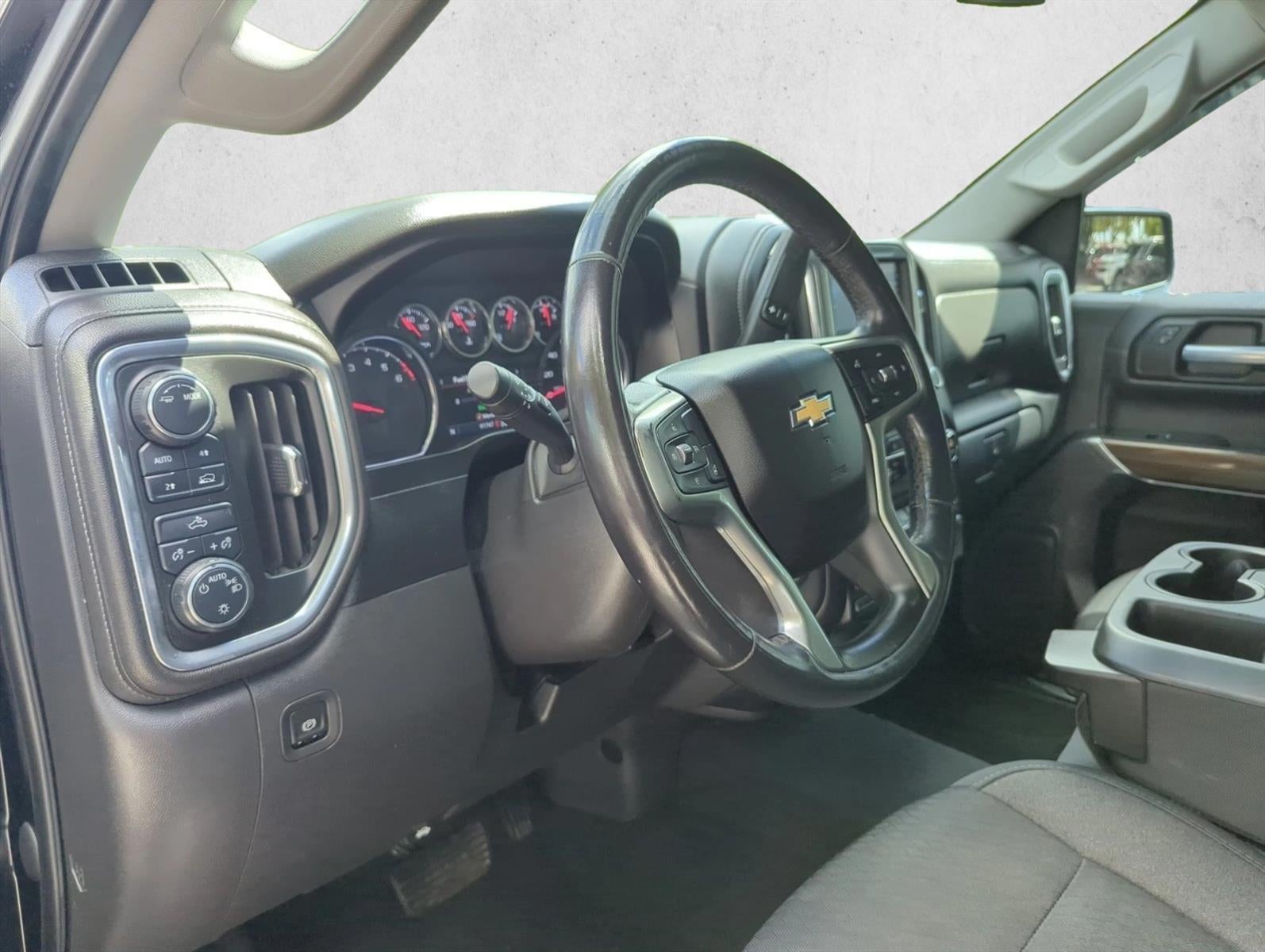 2020 Chevrolet Silverado 1500 Crew Cab Short Box 4-Wheel Drive LT
