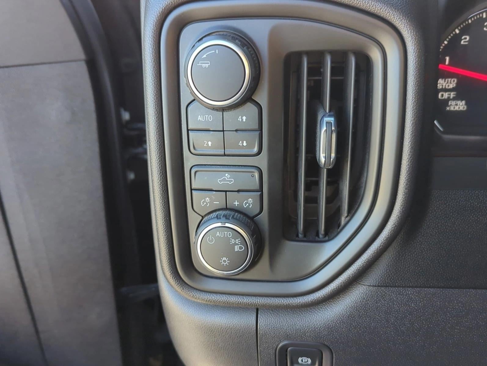 2023 Chevrolet Silverado 1500 Crew Cab Short Box 4-Wheel Drive Custom Trail Boss