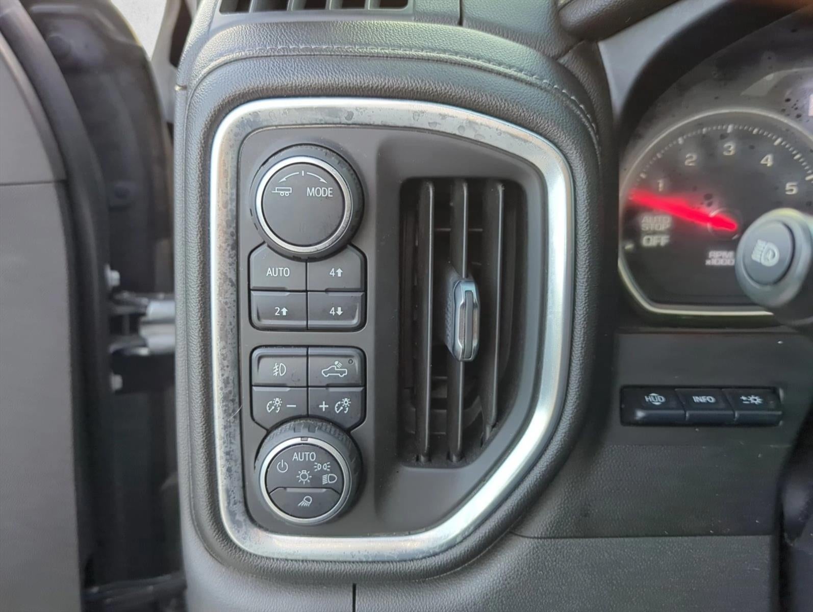 2021 Chevrolet Silverado 1500 Crew Cab Short Box 4-Wheel Drive LTZ