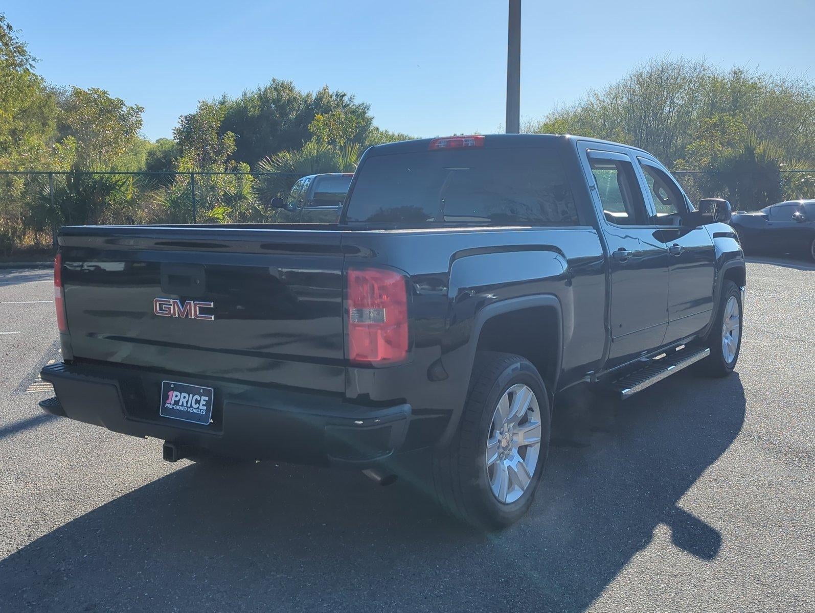 2014 GMC Sierra 1500 Crew Cab Short Box 2-Wheel Drive SLE