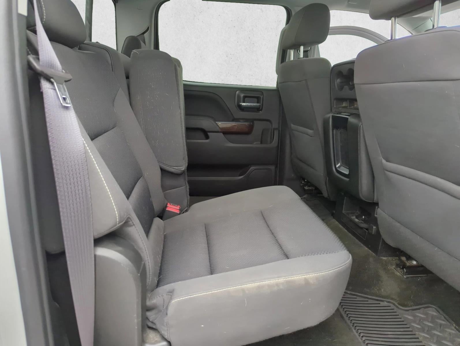 2017 GMC Sierra 1500 Crew Cab Short Box 4-Wheel Drive SLE