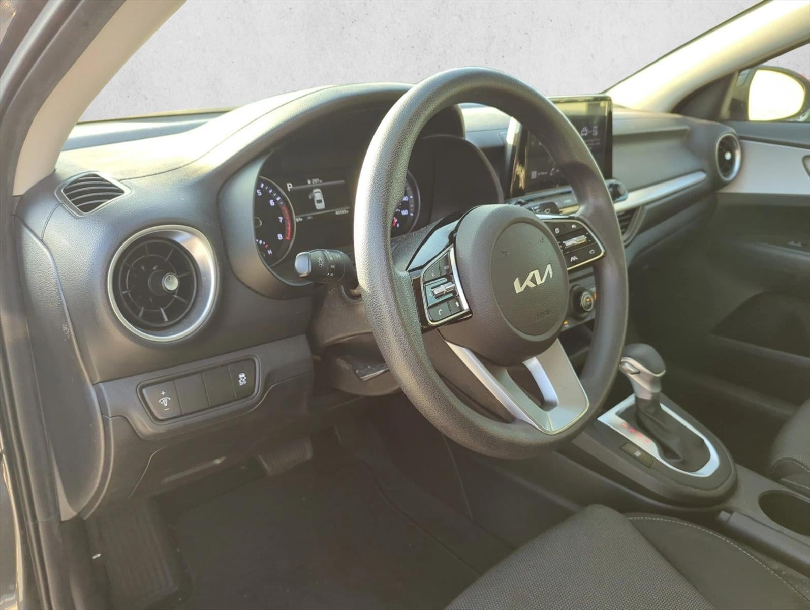 2022 Kia Forte LXS IVT