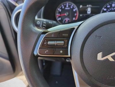 2022 Kia Forte LXS IVT