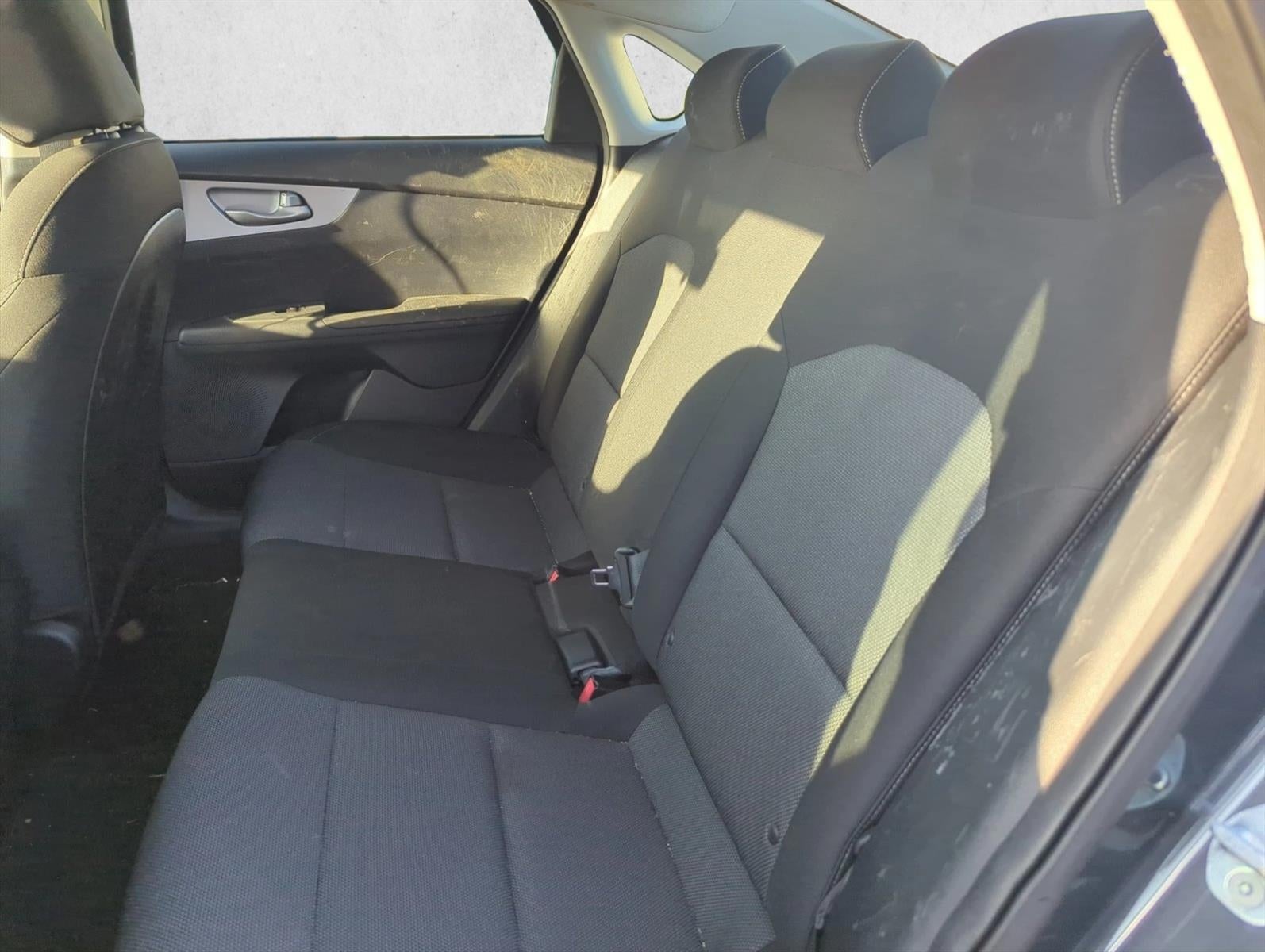 2022 Kia Forte LXS IVT