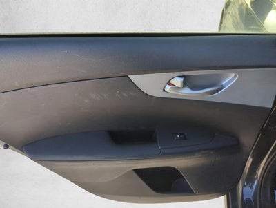 2022 Kia Forte LXS IVT