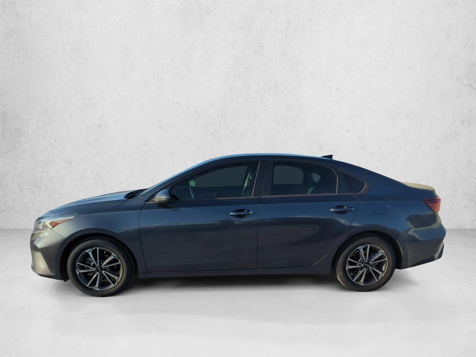 2022 Kia Forte LXS IVT