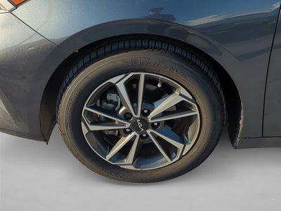 2022 Kia Forte LXS IVT