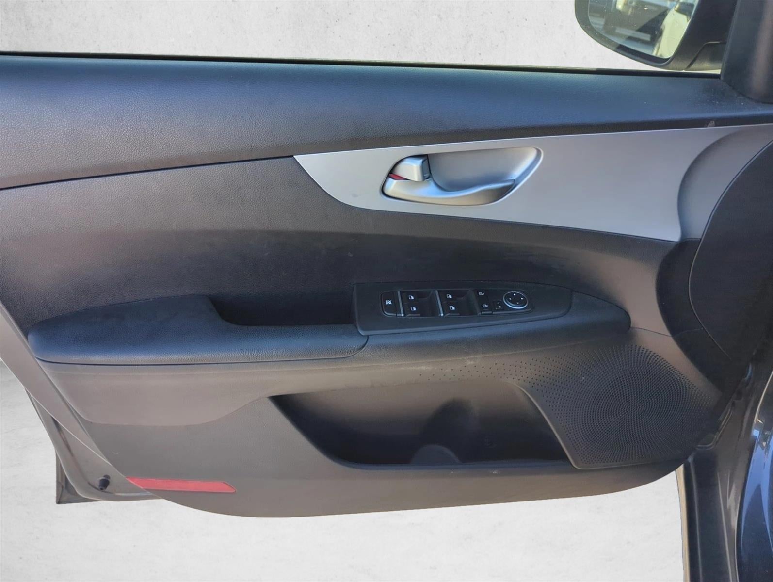 2022 Kia Forte LXS IVT