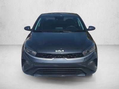 2023 Kia Forte LXS IVT