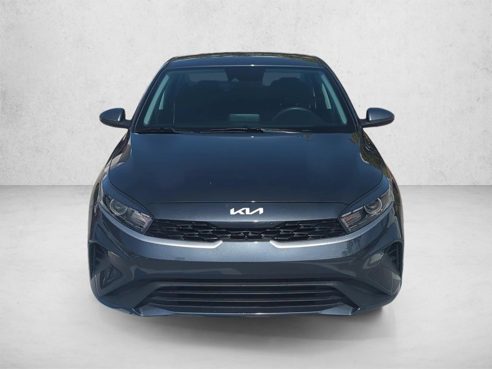 2023 Kia Forte LXS IVT