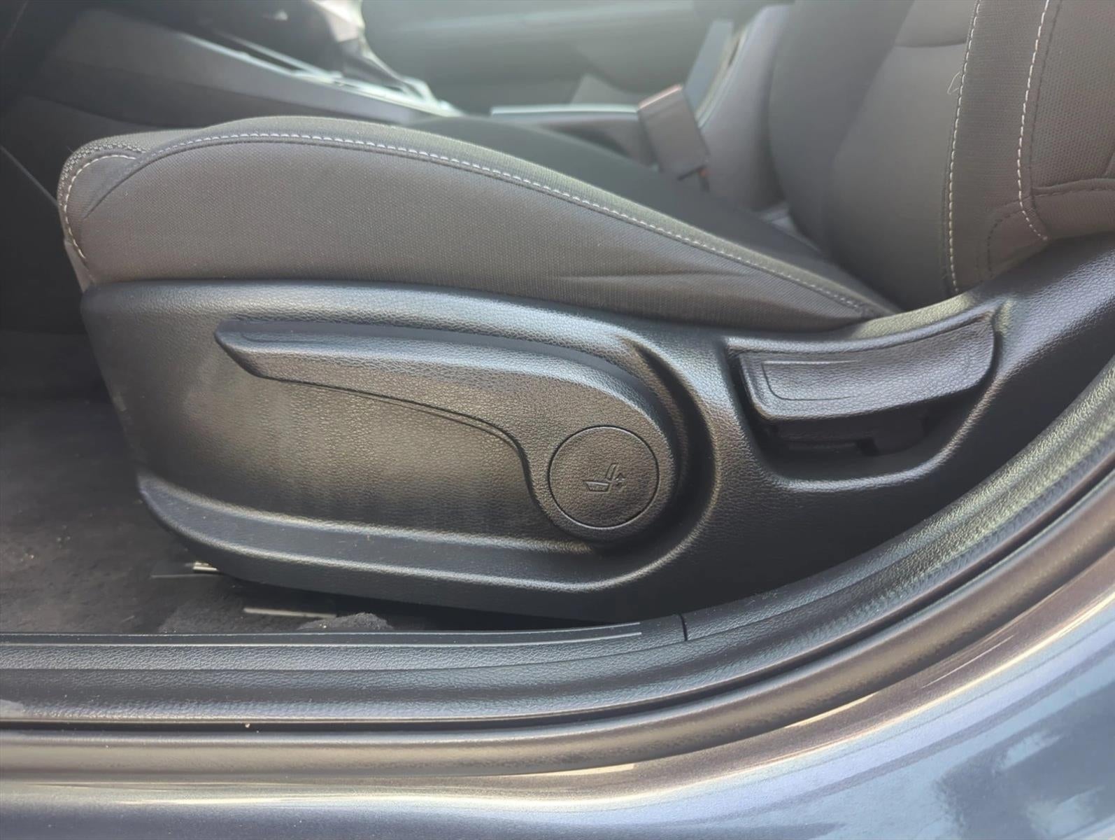 2023 Kia Forte LXS IVT