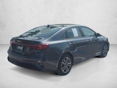 2023 Kia Forte LXS IVT