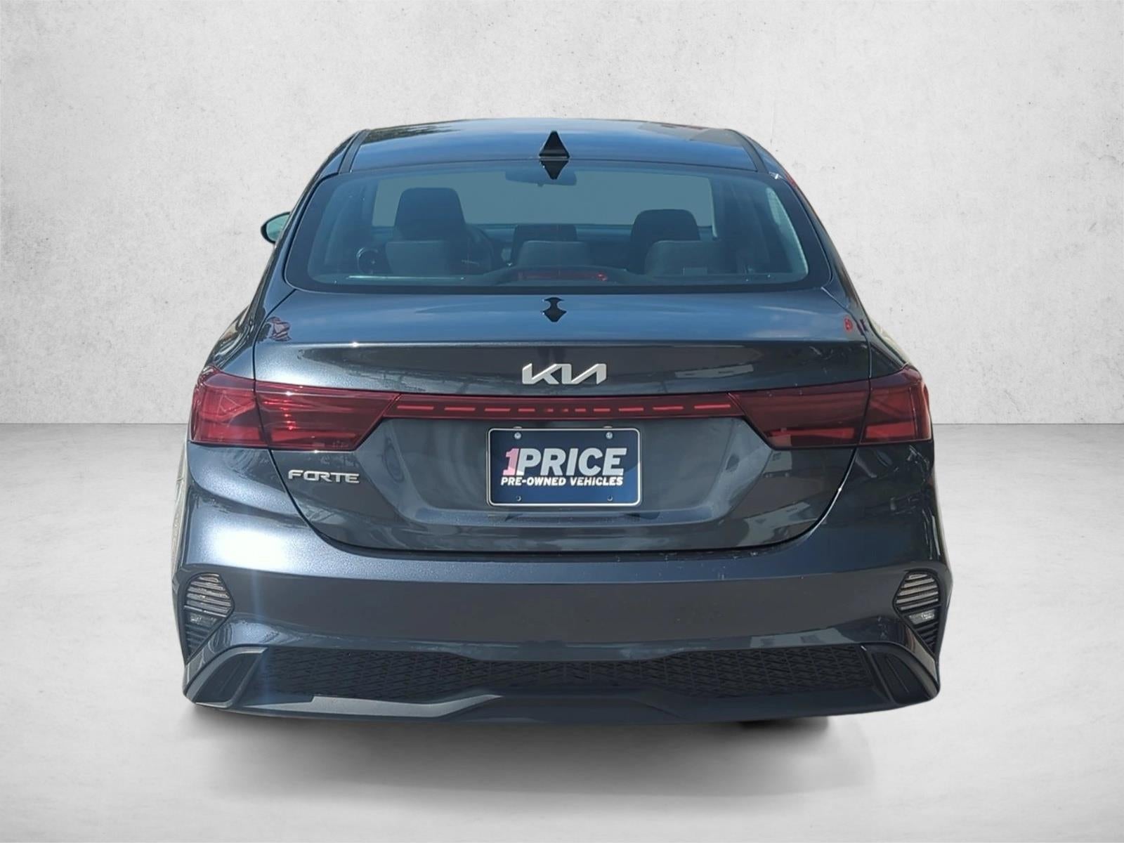 2023 Kia Forte LXS IVT