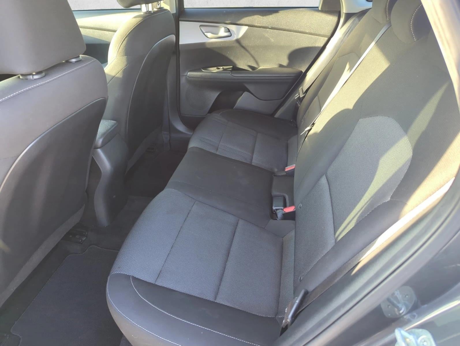 2023 Kia Forte LX IVT
