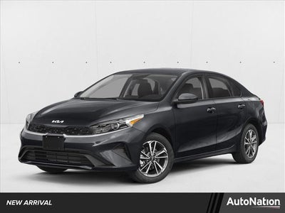 2023 Kia Forte LXS IVT