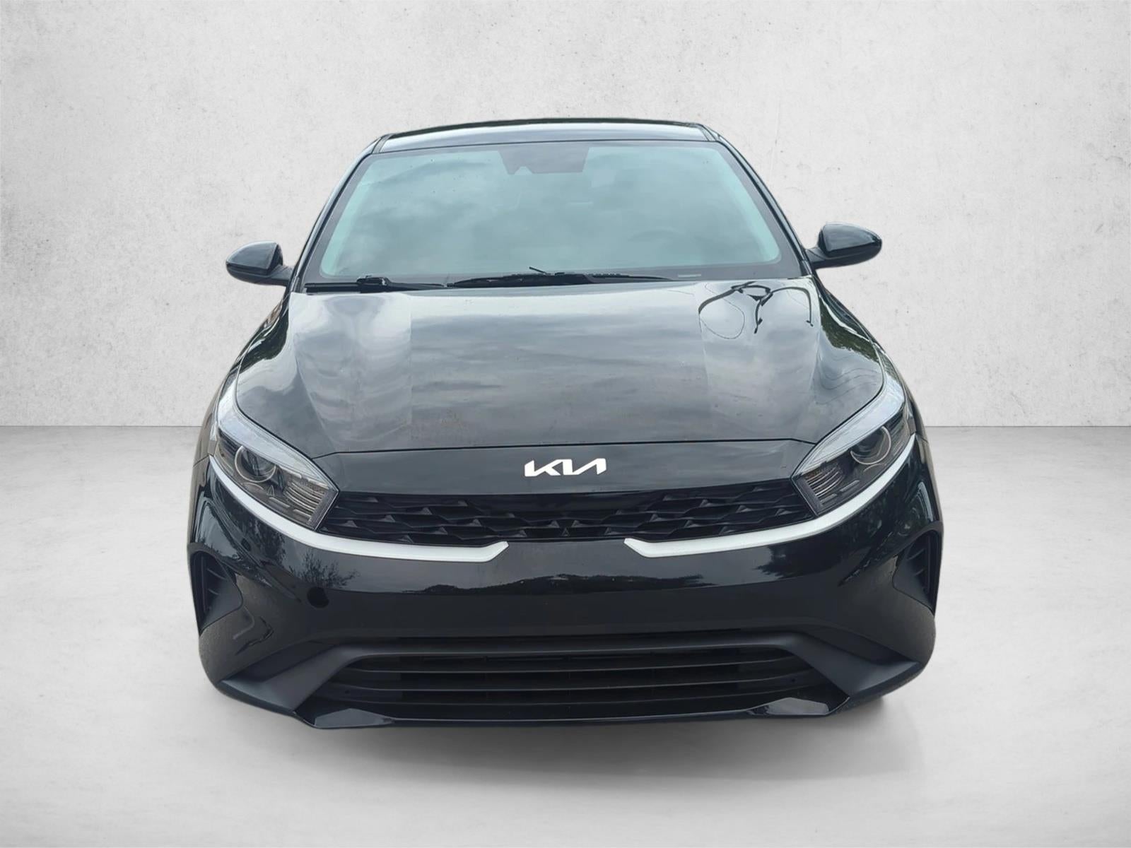 2023 Kia Forte LXS IVT