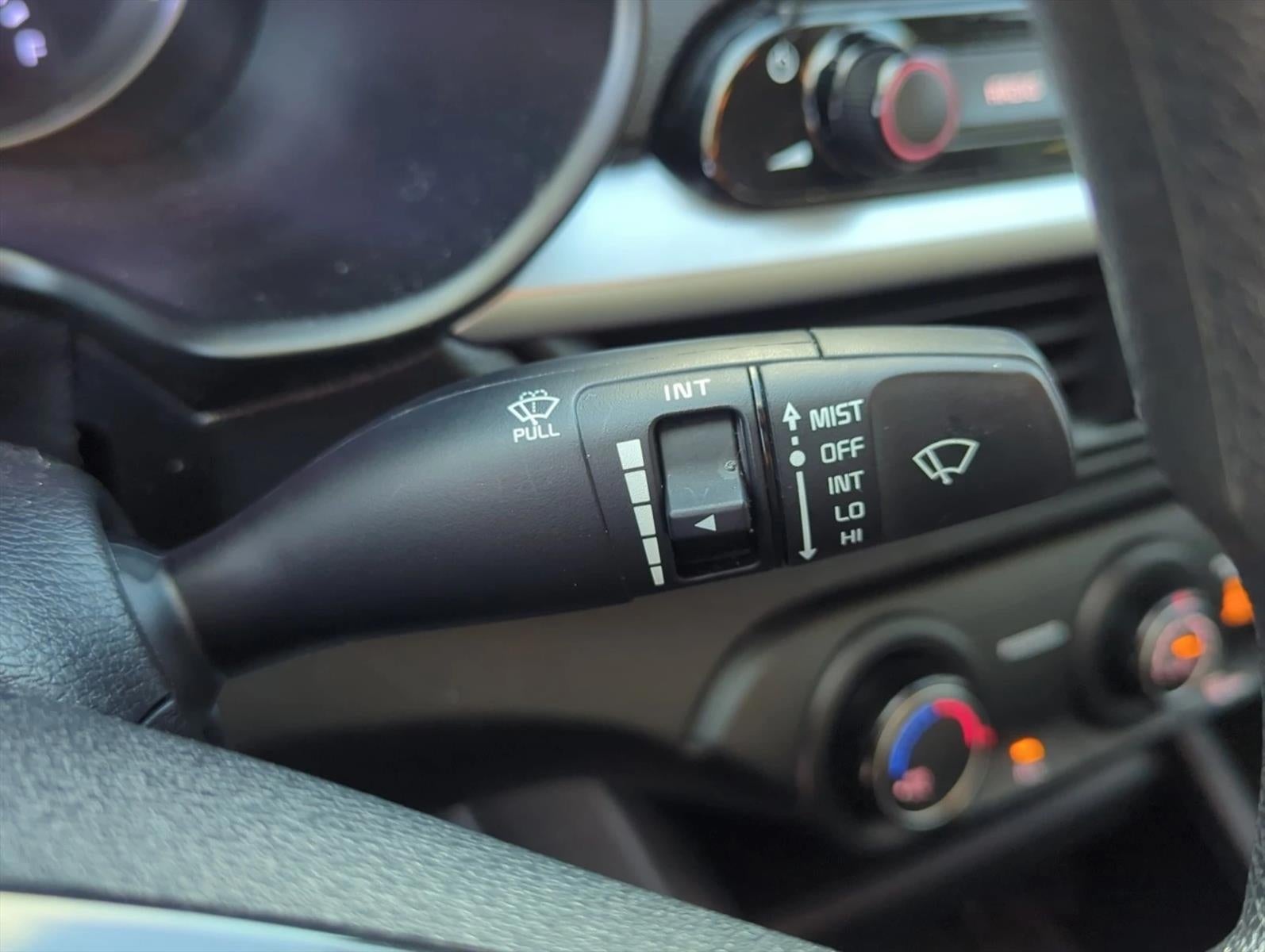 2023 Kia Forte LXS IVT