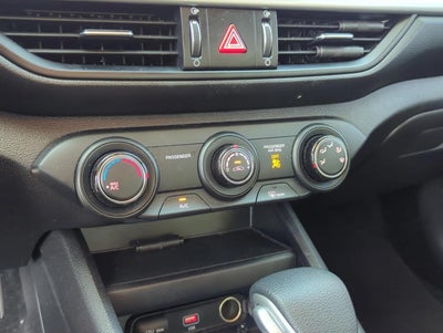 2023 Kia Forte LXS IVT