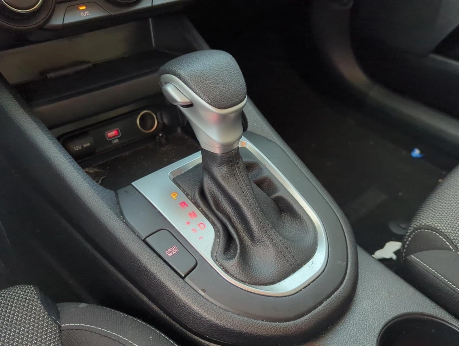 2023 Kia Forte LXS IVT