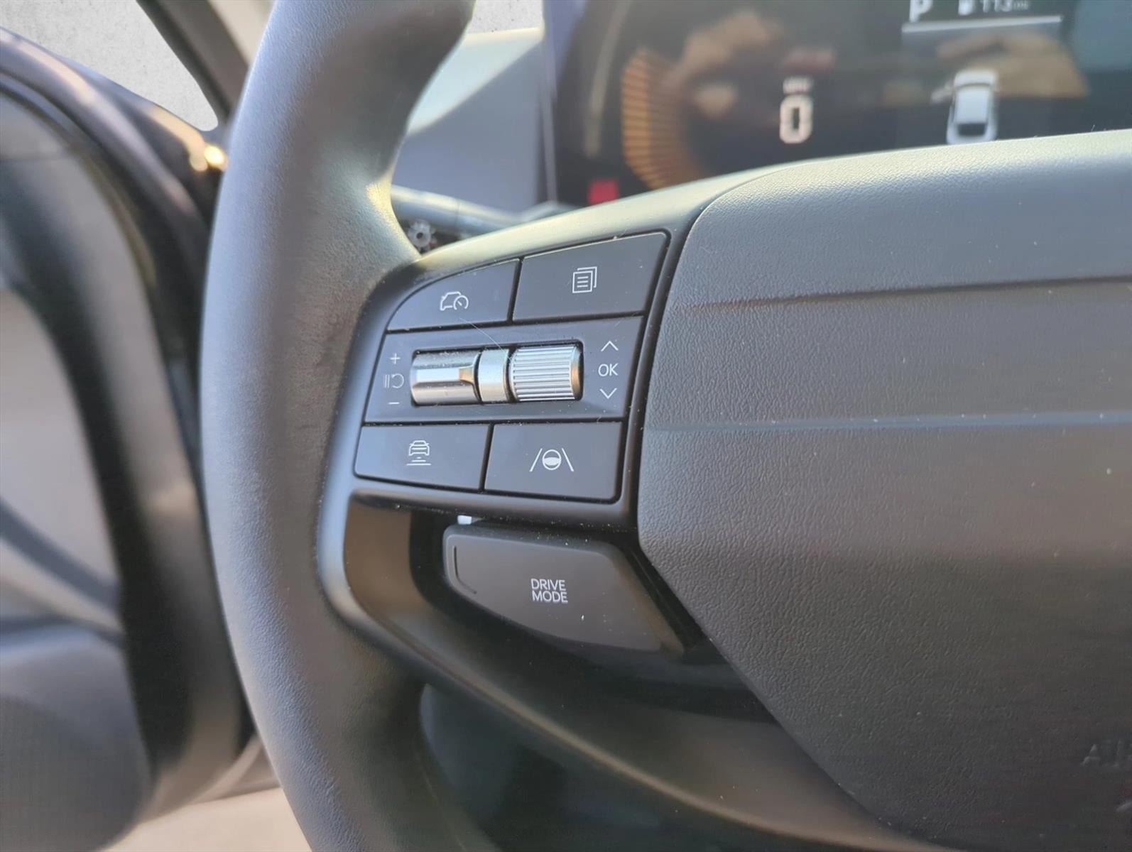 2025 Kia K4 LXS FWD