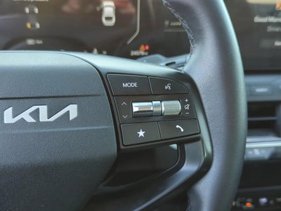 2025 Kia K4 EX FWD