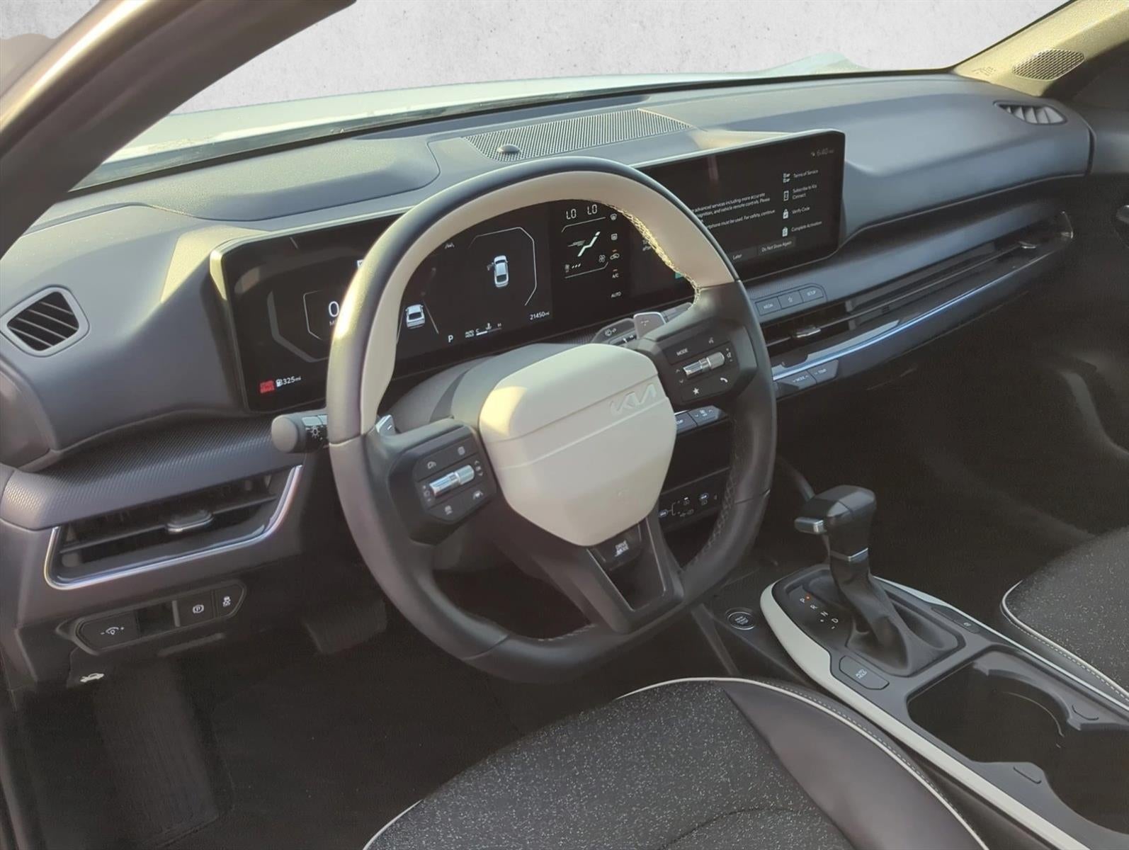 2025 Kia K4 GT-Line FWD