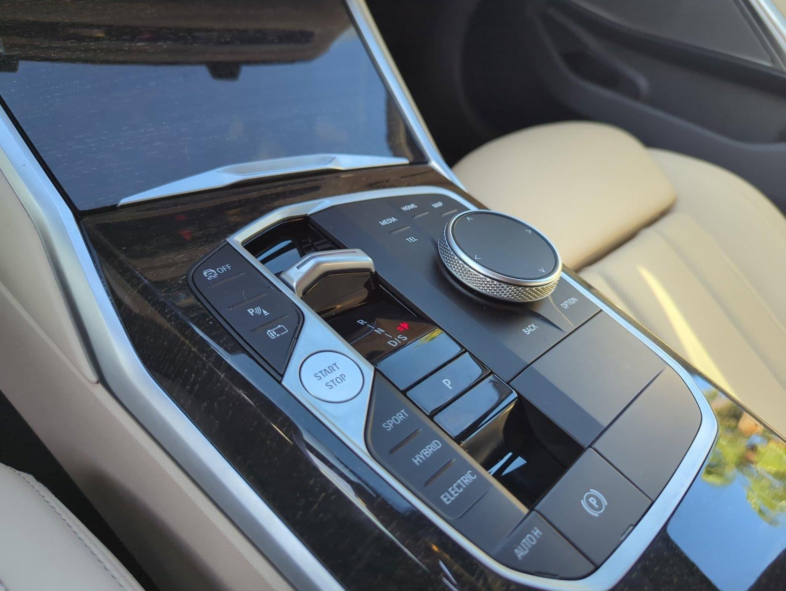 2023 BMW 330e Plug-In Hybrid