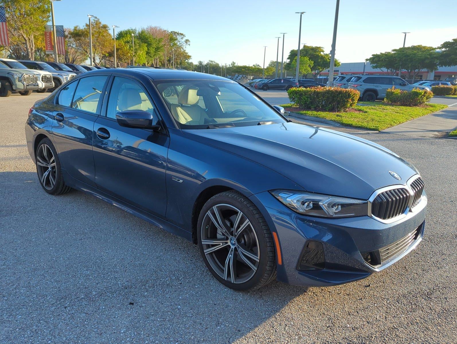 2023 BMW 330e Plug-In Hybrid