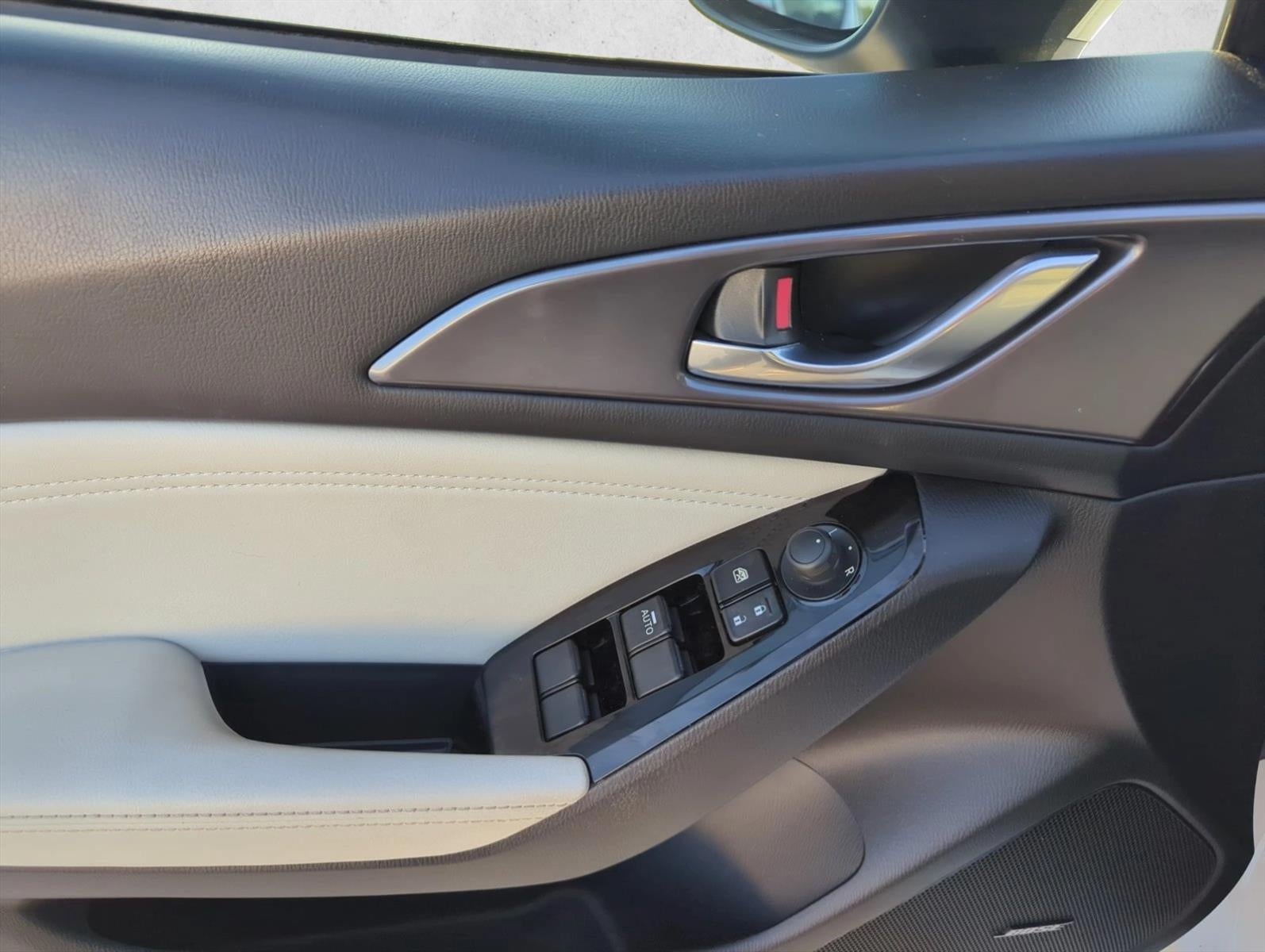 2018 Mazda Mazda3 5-Door Grand Touring Auto