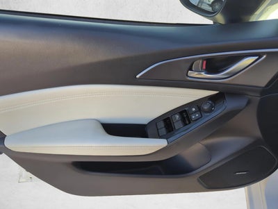 2018 Mazda Mazda3 5-Door Grand Touring Auto