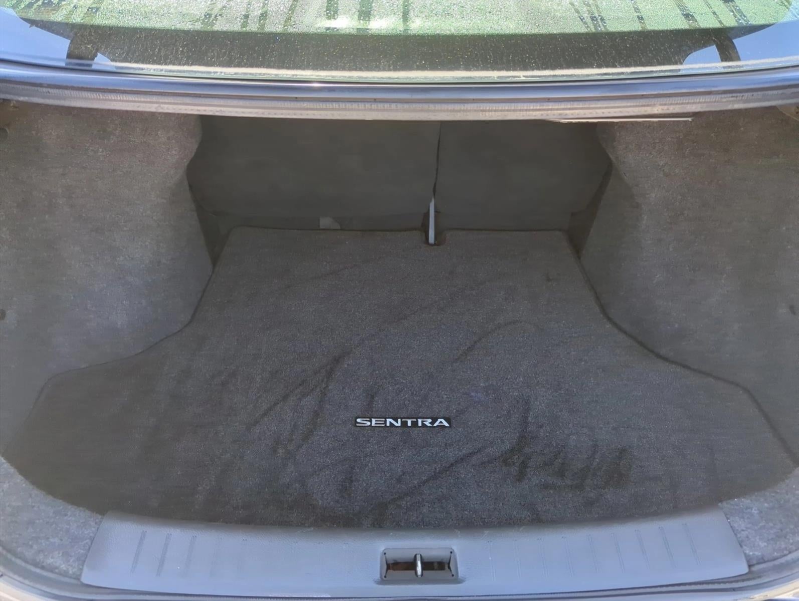 2014 Nissan Sentra 4dr Sdn I4 CVT SV