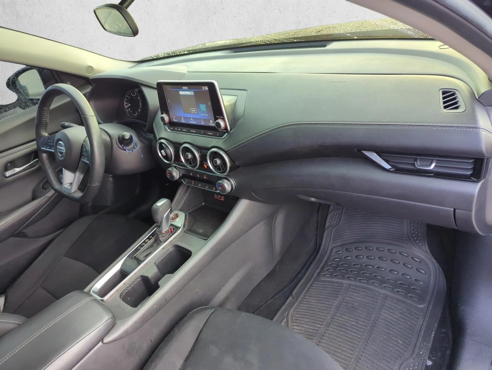 2022 Nissan Sentra SV CVT