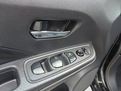 2020 Nissan Versa SV CVT