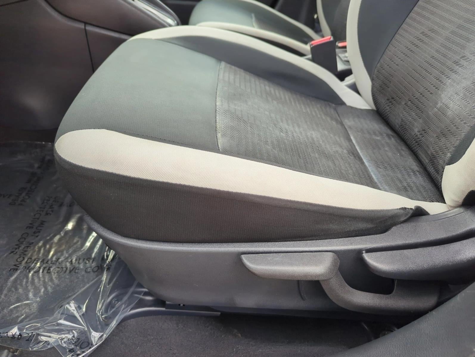 2020 Nissan Versa SV CVT